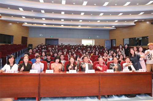 第八屆中國大學(xué)生公共關(guān)系策劃創(chuàng)業(yè)活動(dòng)西安站巡講會(huì)于西安外國語大學(xué)成功舉辦